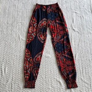 NWT LASCANA Women's Vibrant Red and Black Pants Side Pockets
